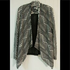 Alberto Makali black & white wrap top medium